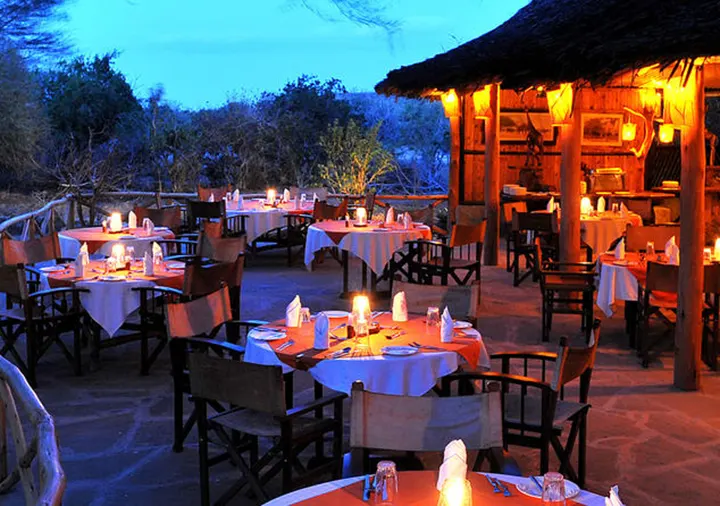restaurant2