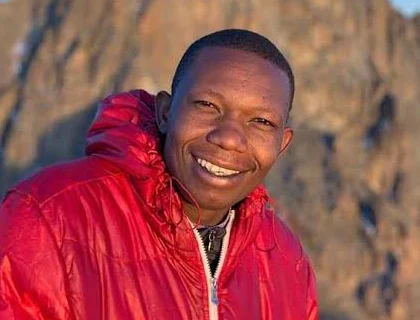 KEN- SENIOR AFRICA MOUNTAIN GUIDE